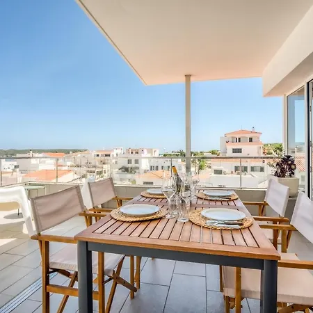 En Es Grau Con Vistas דירה *