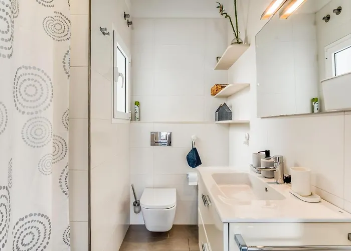 En Es Grau Con Vistas